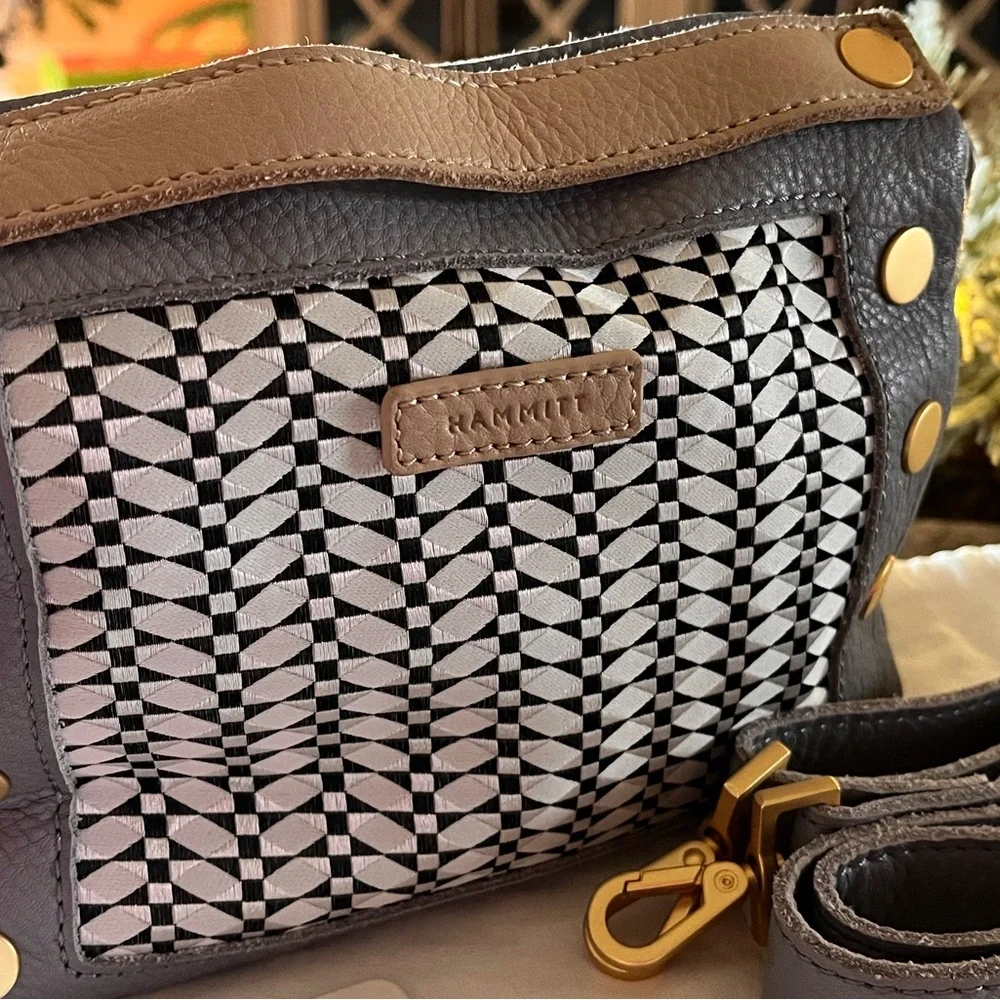 Limited Edition Hammitt Evan Small Crossbody bag in "Gallery Row/Brushed Gold" - Picture 2 of 8